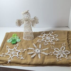 Handcrafted Christmas: Crochet Angel, 4 Crocheted Snowflakes & 1 Quilted Tree